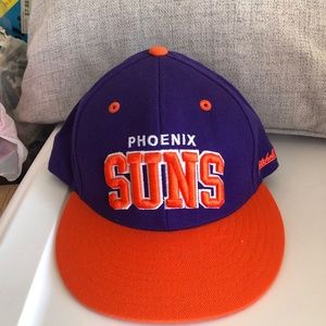 NWOT Phoenix Suns Mitchell & Ness Hat 7 1/4 fitted